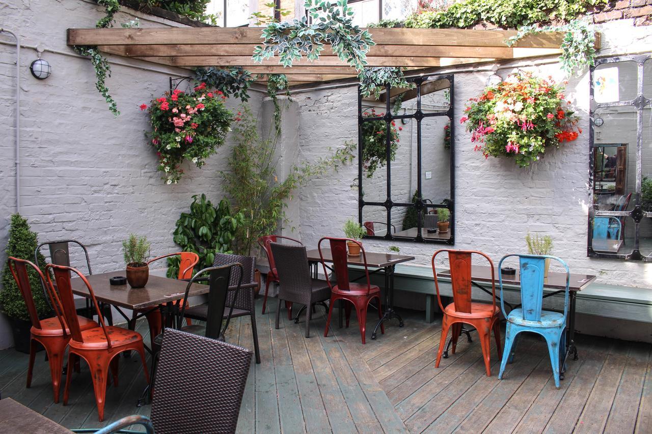 The Loopy Shrew Shrewsbury Exterior foto